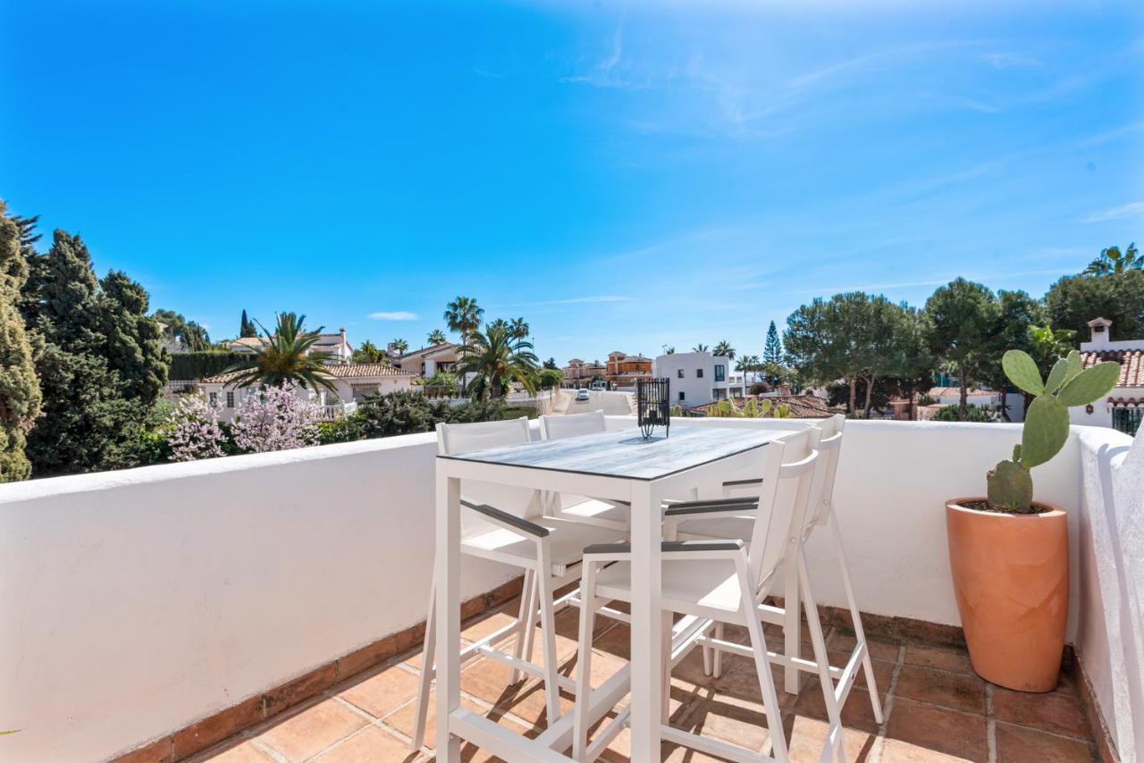 Stunning Townhouse With Pool In Riviera Del Sol By Costarentals - Ref 199 Sitio de Calahonda Eksteriør billede